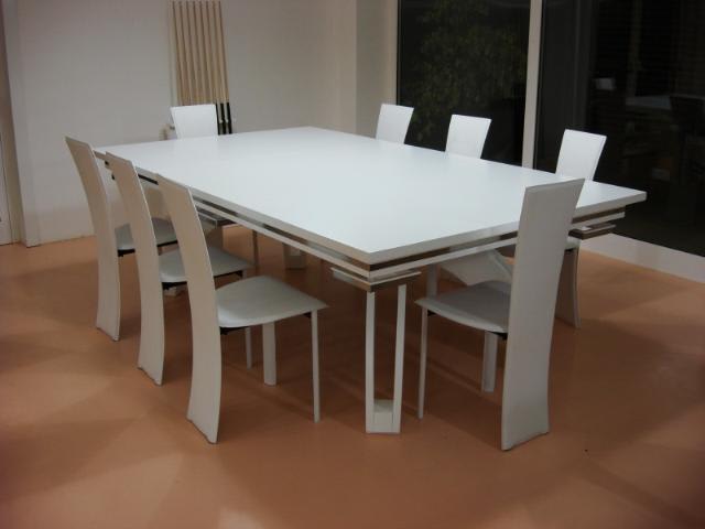 Etrusco P40: White with Dining Top